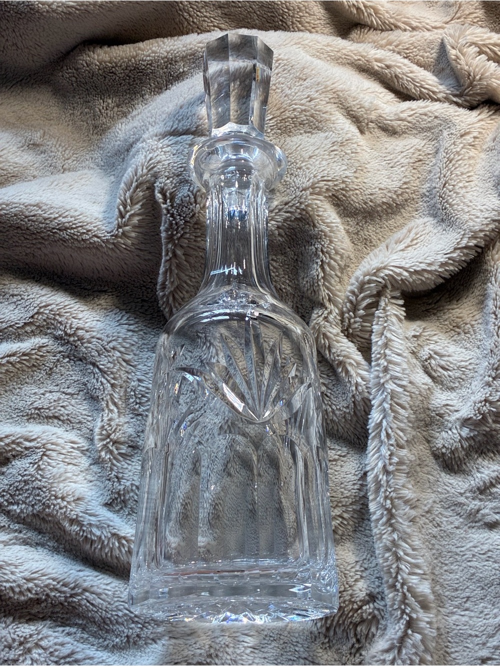 Clear Cut Crystal Decanter with Stopper - Clear